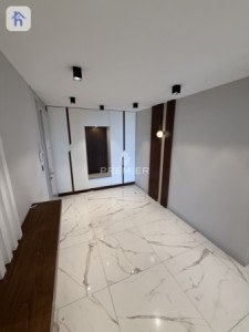 Luxurious 4-Bedroom Apartment with Stunning Views Image 3