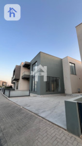 Modern House image 2