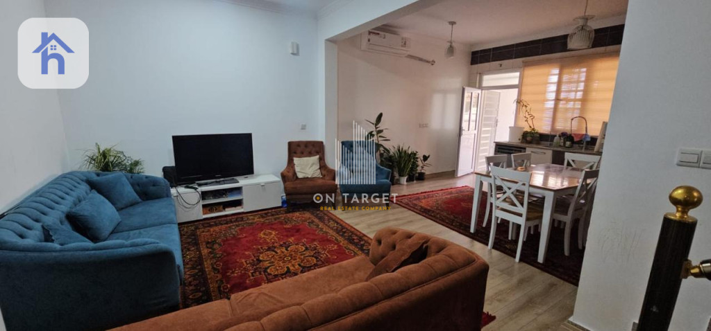 خانوویەکی فراوان بە ٤ ژووری نوستن لە گوندی ئیتالی 2