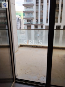 شقة فاخرة بأربع غرف نوم للبيع صورة 28