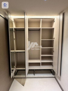 شوقەیەکی لوکس ٣ ژووری نوستن بە دیزاینی مۆدێرن وێنە 9