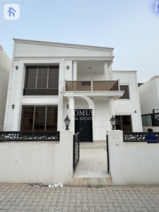 Spacious Family Home in Aram Village image 2
