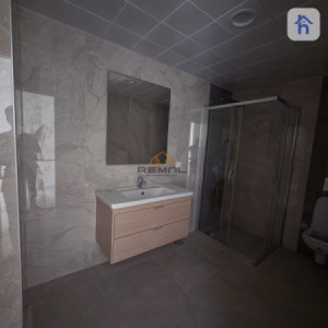 A 2+1 apartment for remt in Empire Square image 6