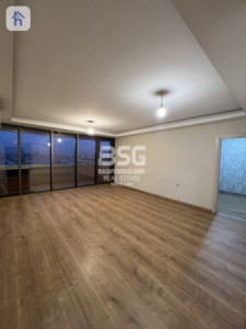Elegant 2 Bedroom Apartment with Stunning Views image 2