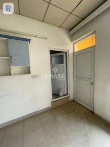 Spacious House with Multiple Rooms Resim 6