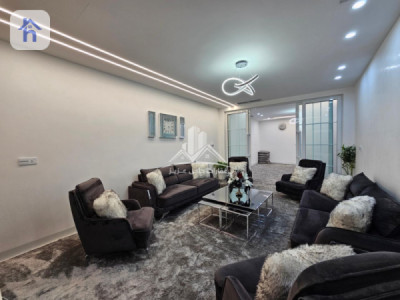 منزل مقابل الحديقة صورة 9