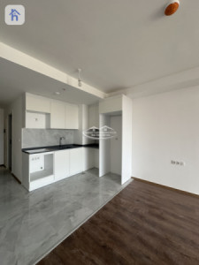 Modern Apartment in Empire Pearl Towers image 1