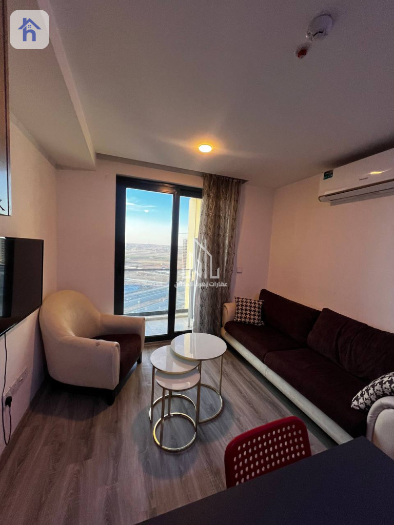 Cozy Apartment in Life Towers