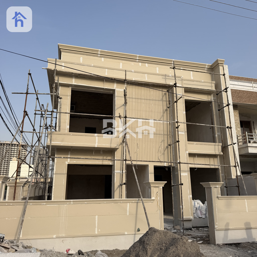 Corner House Image 4