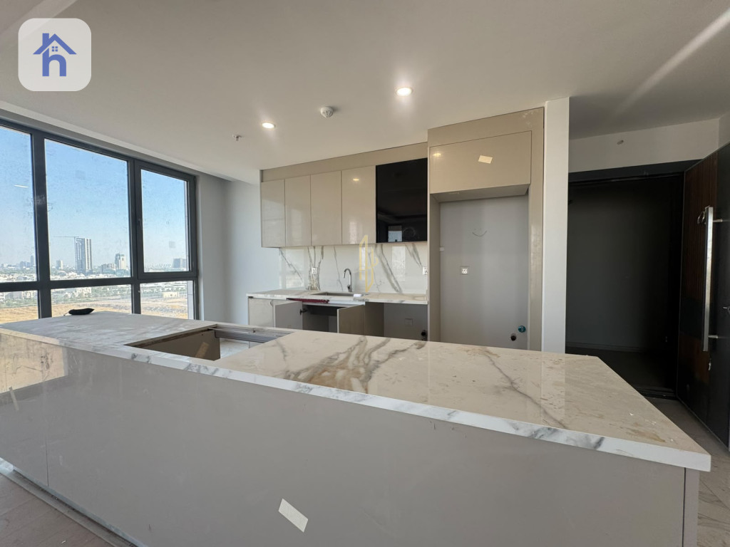 Apartment in Cash — 1