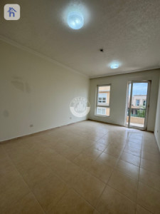 خانوویەکی فراوان بە 4 ژووری نوستن وێنە 4