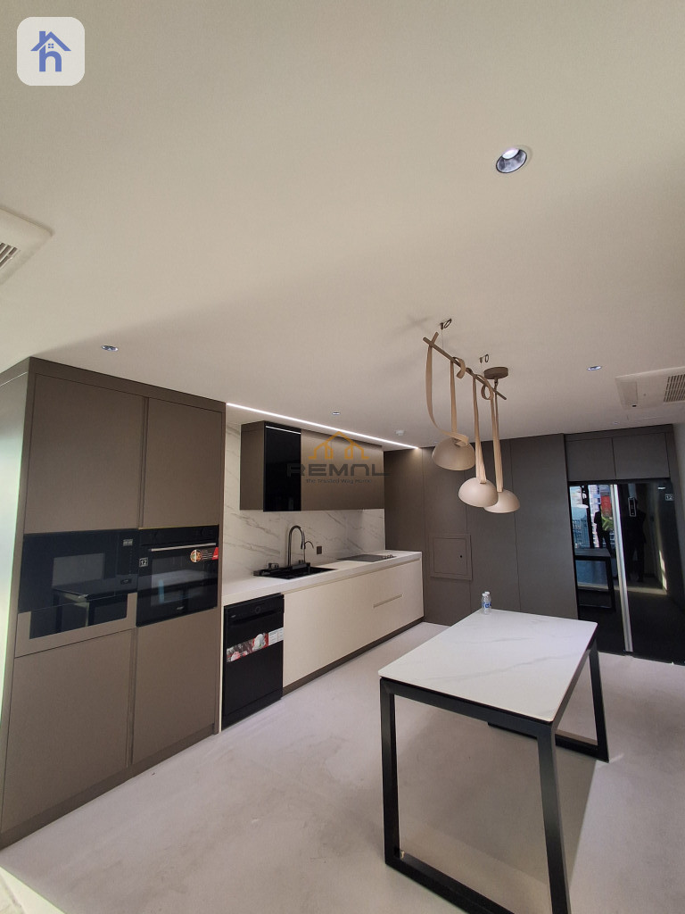 Elegant 3-Bedroom Apartment