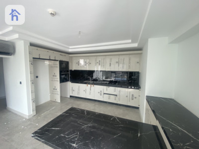 Spacious 2-Bedroom Apartment in Rami Towers image 2