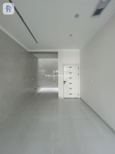 Twin House image 3