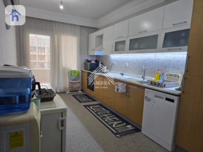 Spacious 3 Bedroom Apartment for Sale Image 3