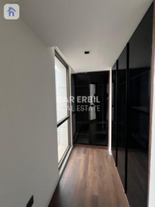 Modern Apartment with a View Resim 4