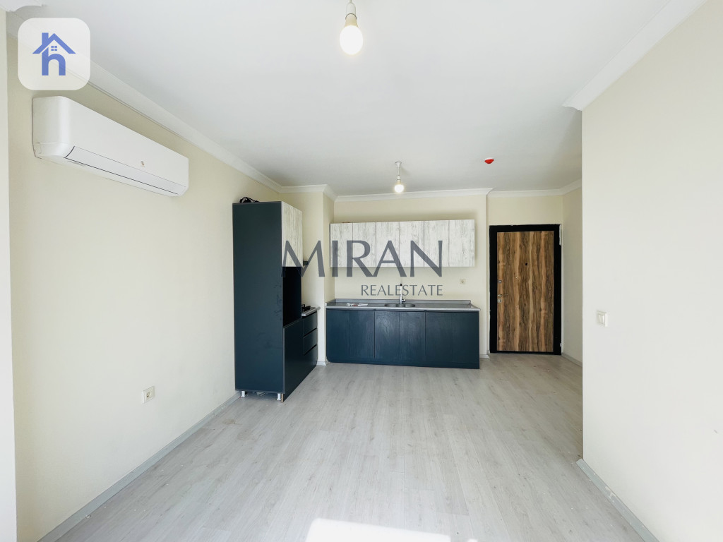 Cozy 2 Bedroom Apartment with Stunning Views