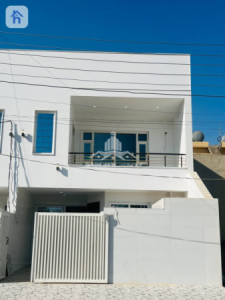 خانوویەکی خێزانیی ئارام بە ڕووبەری ١٢٥ م٢ لەگەڵ دیمەنێکی جوانی باخچە image 1