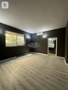 Spacious Villa in English Village image 8