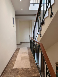 Corner House Image 17