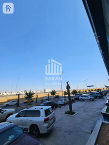 فرۆشگایەکی بازرگانی فراوان لە تاوەرەکانی ڕاسان image 3