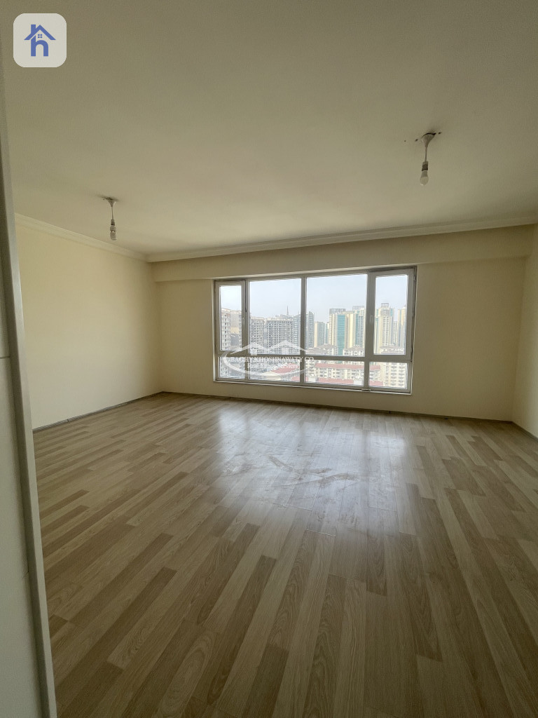 Spacious 3 Bedroom Apartment in MRF 4 Towers