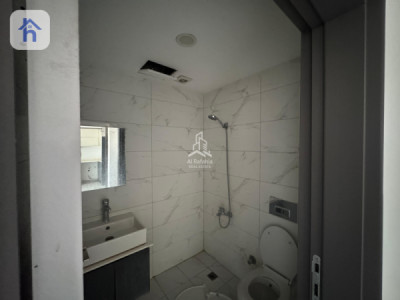 Chic One Bedroom Apartment for Rent image 6