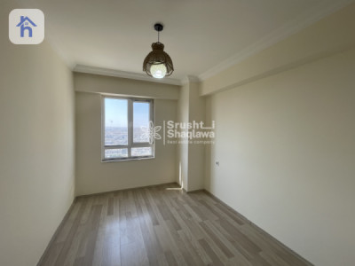 Spacious Apartment with Stunning Views Resim 4