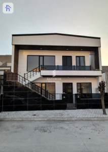 House Opposite Garden image 1