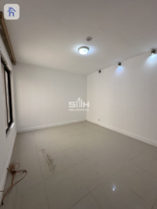 Spacious House in Dream City image 17