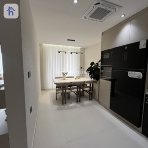 Elegant 2BR Apartment with City Views image 5