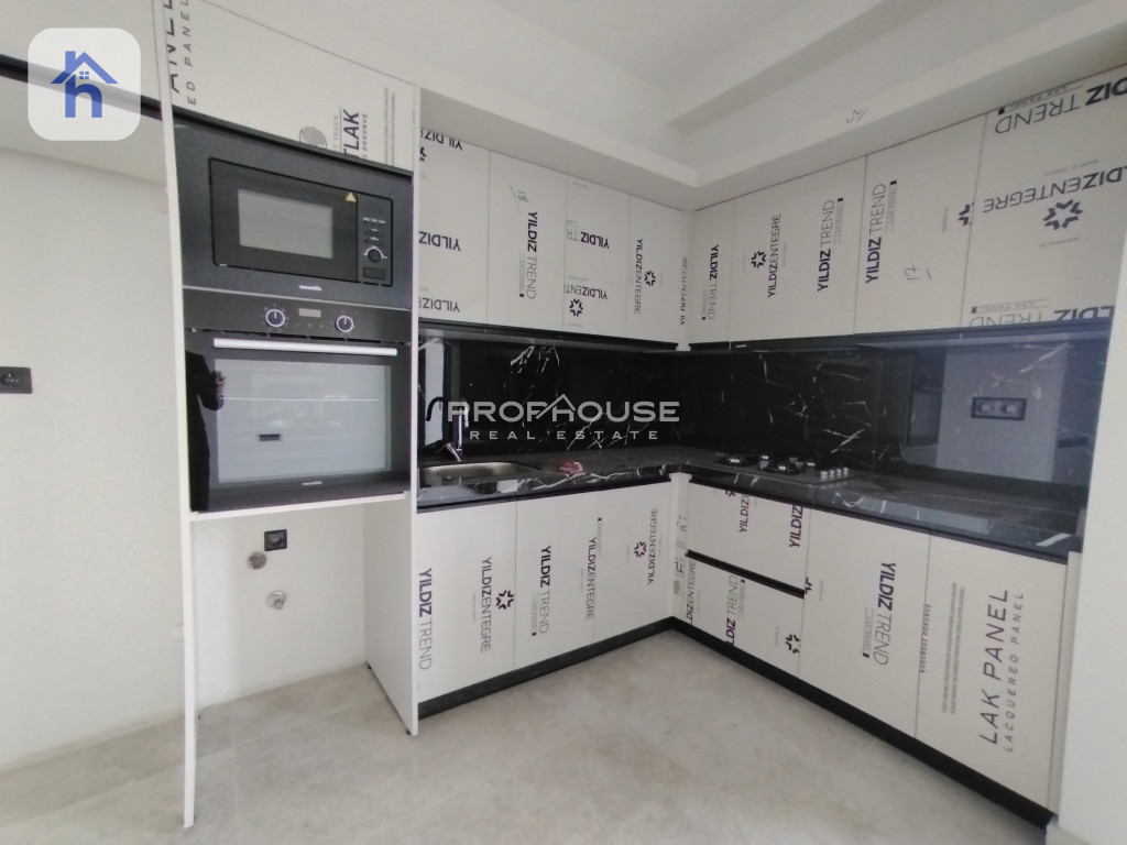 شوقەی ستۆدیۆی مۆدێرن لە تاوەرەکانی ڕامی