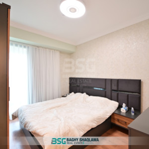 شوقەی ڕاخراو بۆ فرۆشتن وێنە 5