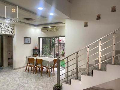 House (247m²) image 11