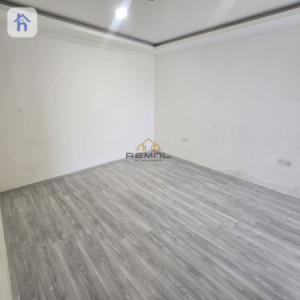 Modern 2-Bedroom Apartment in Central Park Image 4