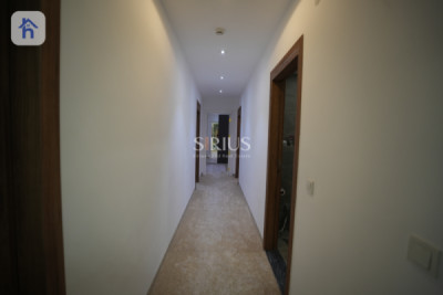 Luxurious Apartment with 3 Bedrooms Image 14