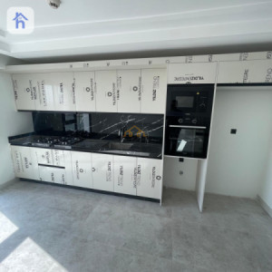 Spacious Apartment in Prime Location image 3