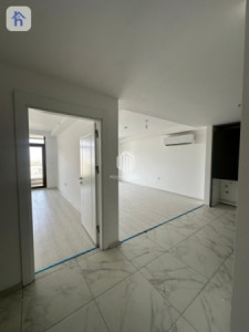 شوقەیەکی یەک ژووری نوستن لە تاوەرەکانی ئیمپایەر پیرڵ وێنە 4