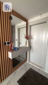 Modern Apartment image 5
