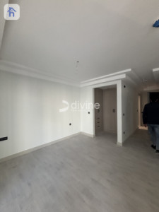 Studio Apartment Image 3