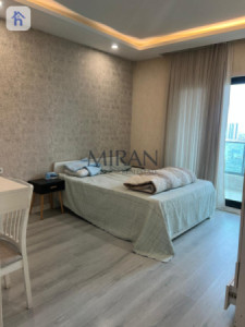 Modern Apartment in Star Towers Resim 4