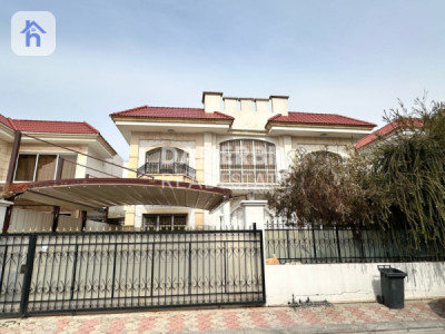 Modern Villa with Spacious Layout image 24