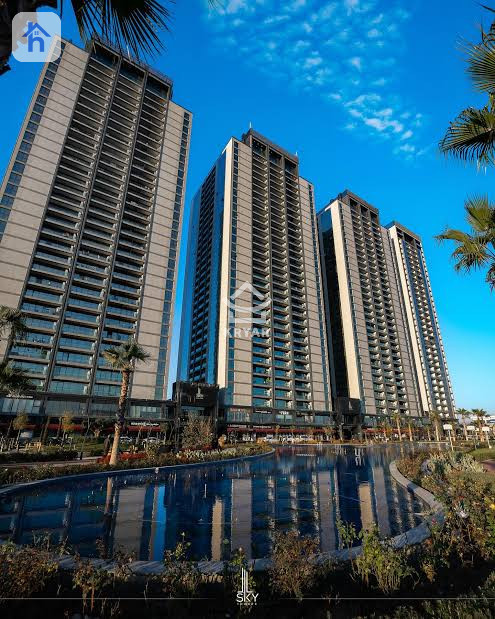 Spacious One-Bedroom Apartment in Sky Towers Image 9