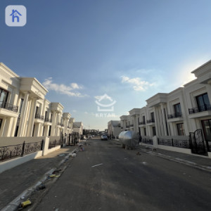 Modern House image 2