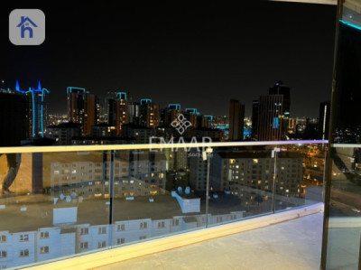 Modern Apartment in Prime Location Image 4