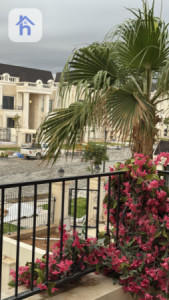 Spacious Family Home in Erbil Garden Image 8