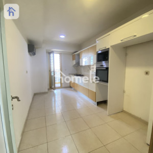 Modern Apartment with City Views Image 4