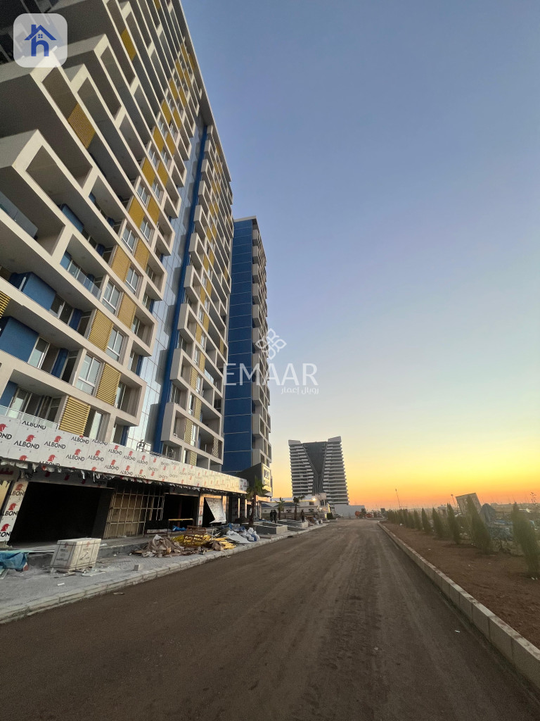 Two-Bedroom Apartment  in lalav airport view