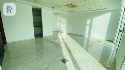 Office in Empire Business Towers image 3