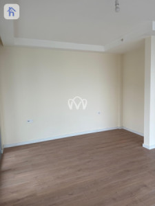 Studio Apartment image 6